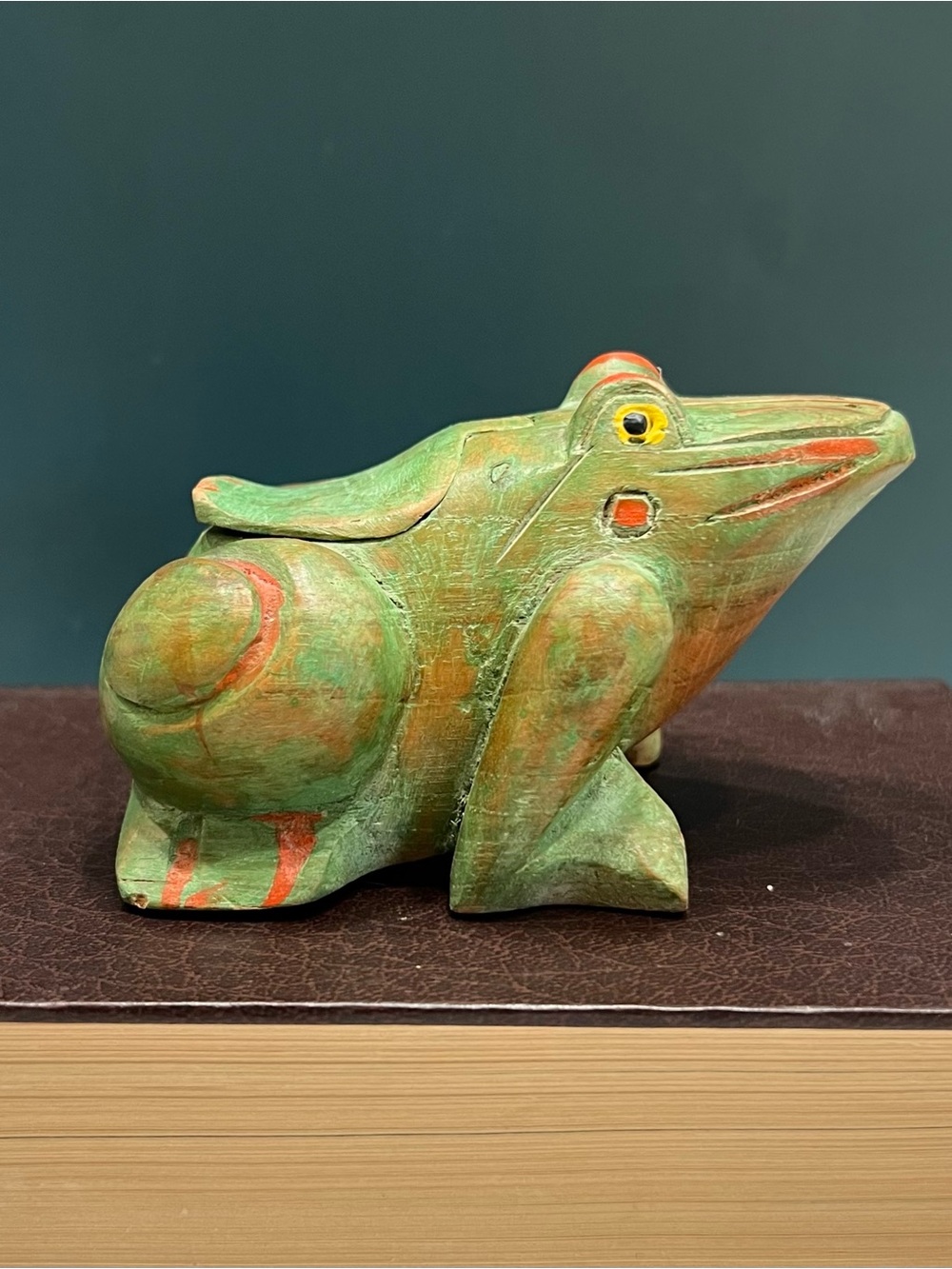 Vintage Wooden Frog Trinket Box Hand Carved Hidden Compartment Asian Folk Art